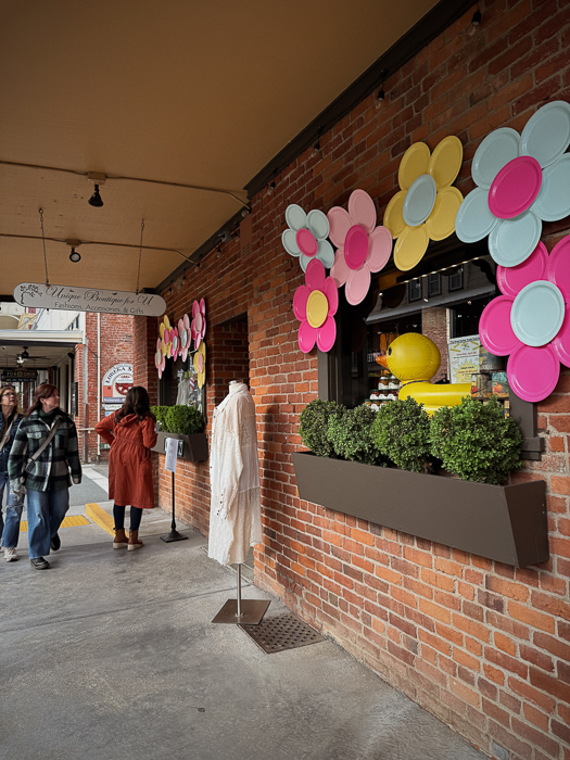 spting-fling-4 spring fling store fronts